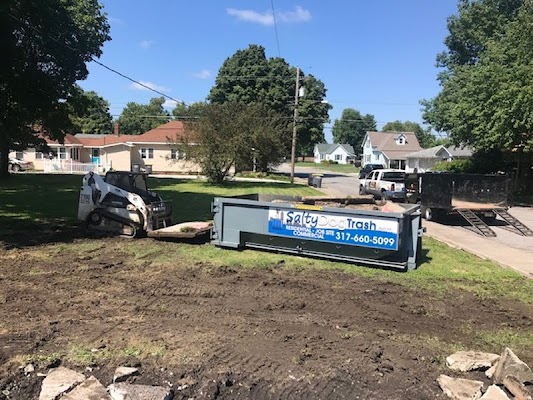 Commercial dumpster size